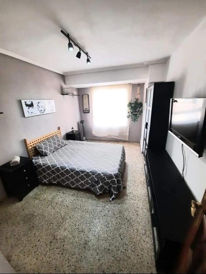 Mavis Habitaciones Валенсия Екстериор снимка