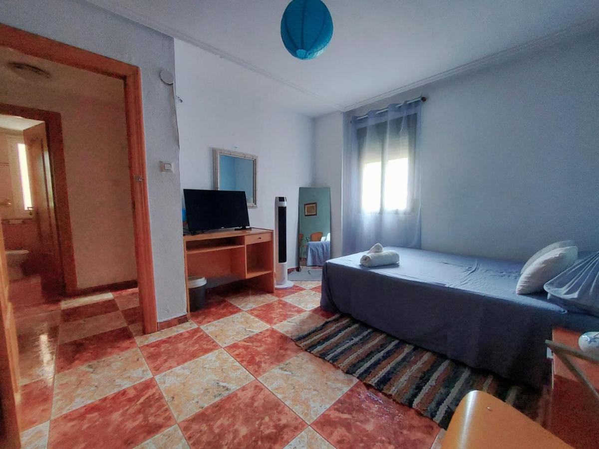 Mavis Habitaciones Валенсия Екстериор снимка
